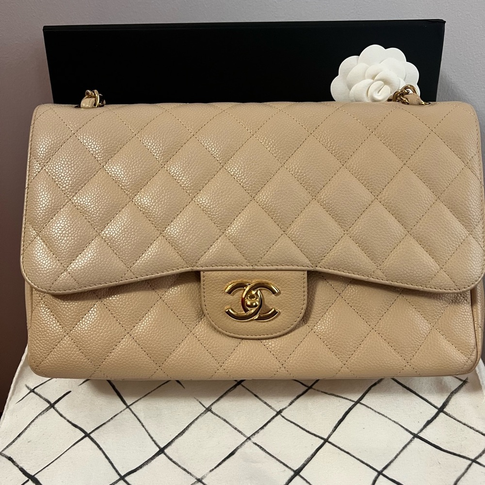 ❌SOLD❌ Chanel Authentic Caviar Classic Double Flap Jumbo Beige Clair GHW